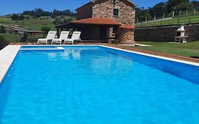 Mina Nai, Casa Rural
