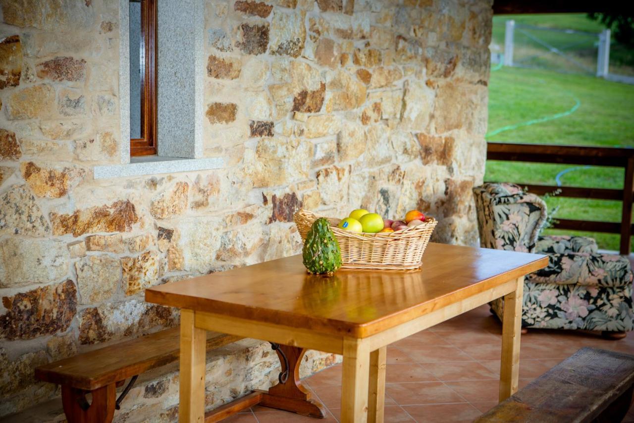 Mina Nai, Casa Rural Lalín Buitenkant foto